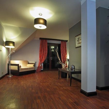 Maranello Villa Otwock Eksteriør billede